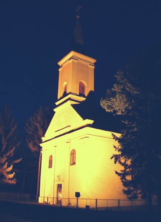 Szent Margit Templom este